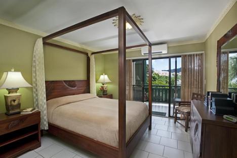 Colony Cove Beach Resort Christiansted Exterior photo