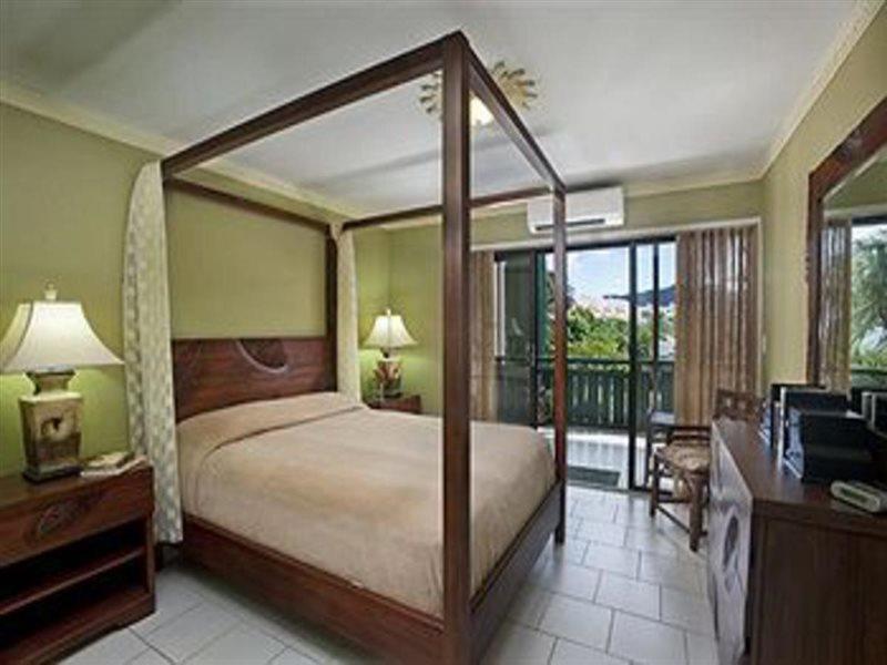 Colony Cove Beach Resort Christiansted Exterior photo